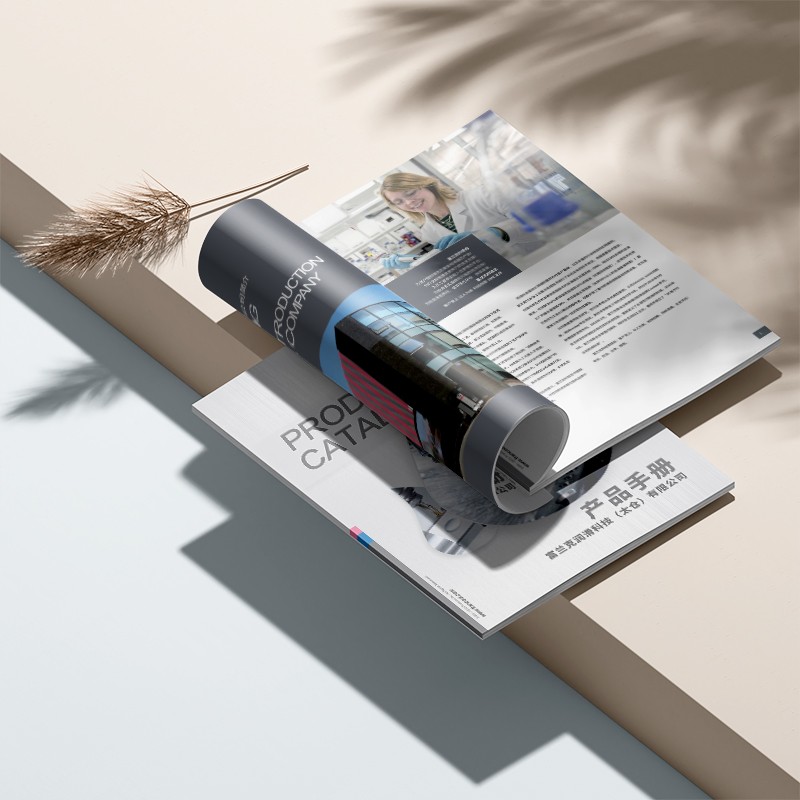 時(shí)尚畫冊設(shè)計(jì)的“走鋼絲藝術(shù)”：如何讓創(chuàng)意不飄，讓銷量不冷？